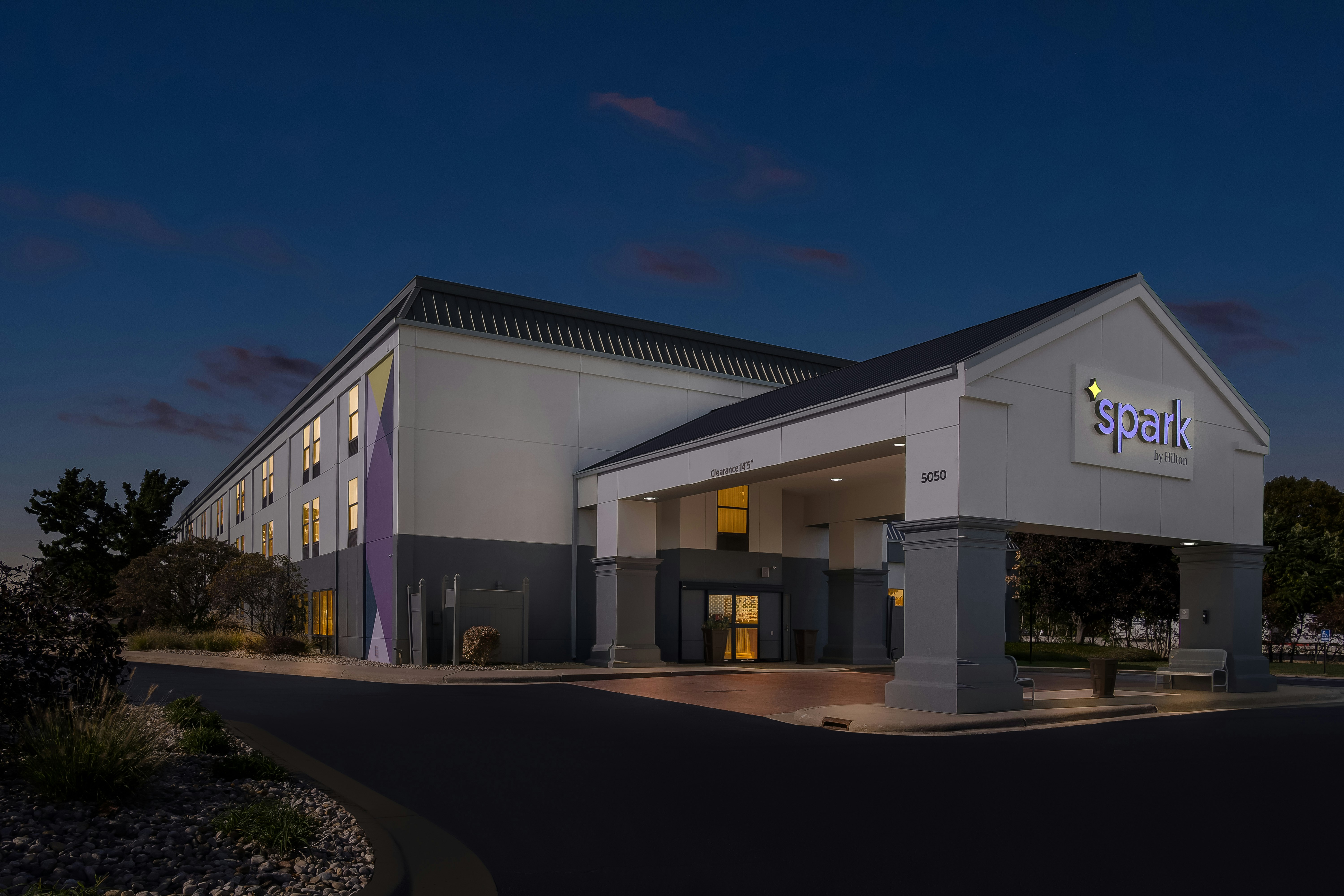 Spark by Hilton Stevensville 1/20