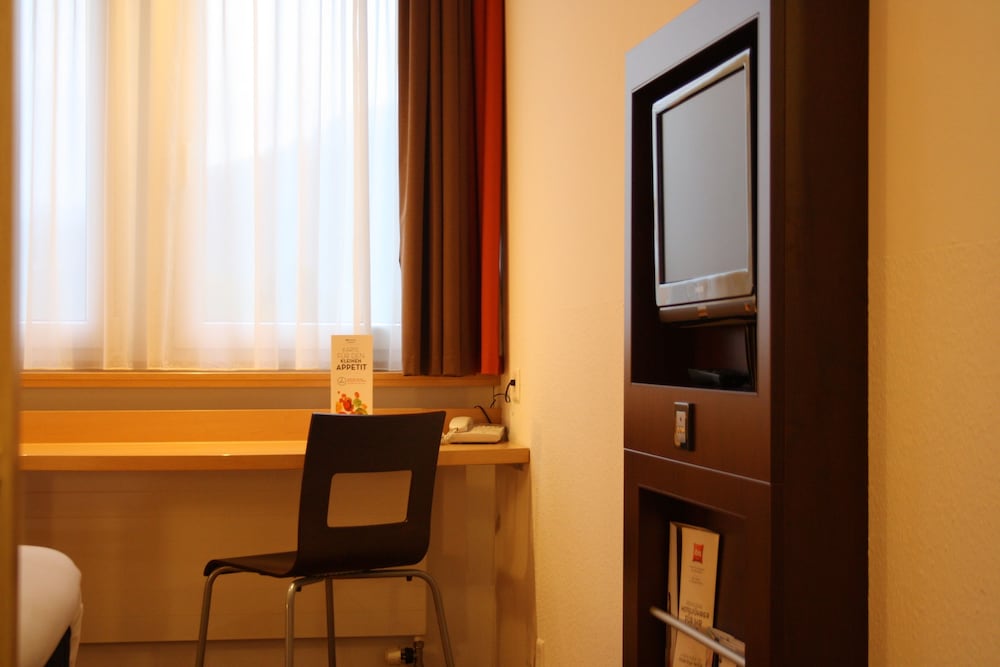 Ibis Luzern Kriens 52/59