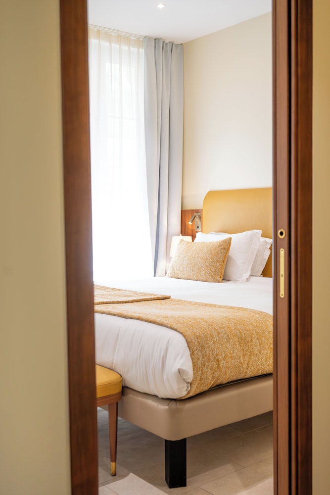 Rotonde, Apartment, Queen Bed, Sofa