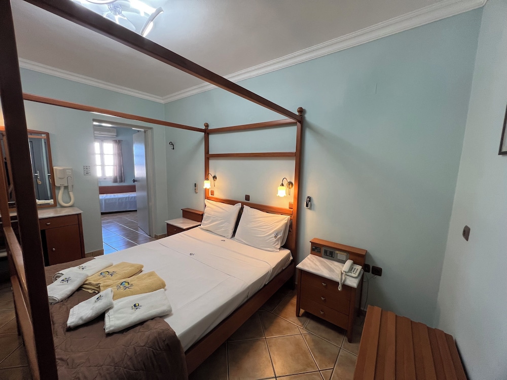 ALK Hotel 11/50