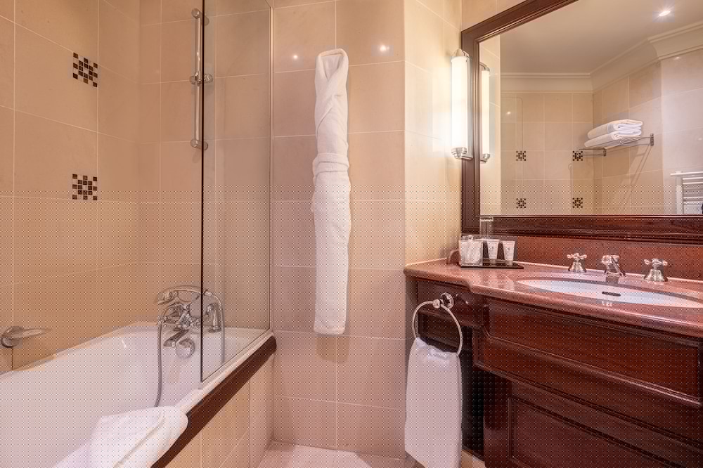 Hotel Pont Royal 27/68