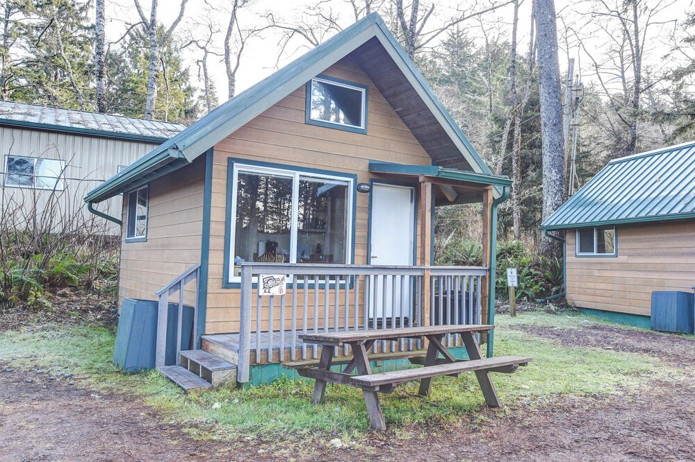 Quileute Oceanside Resort 4/50