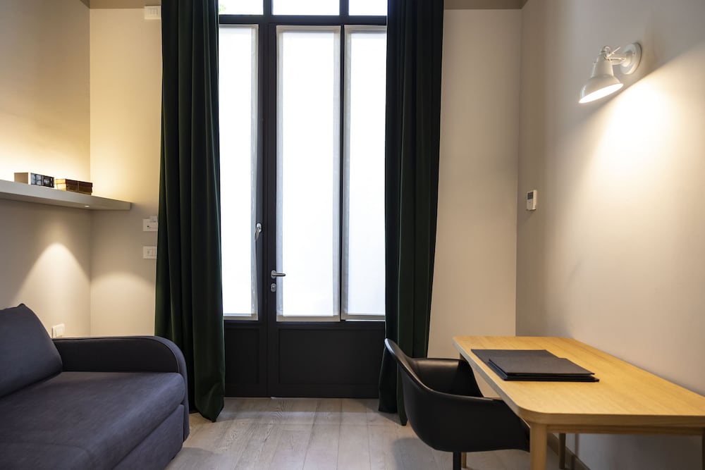 Savona 18 Suites 45/74