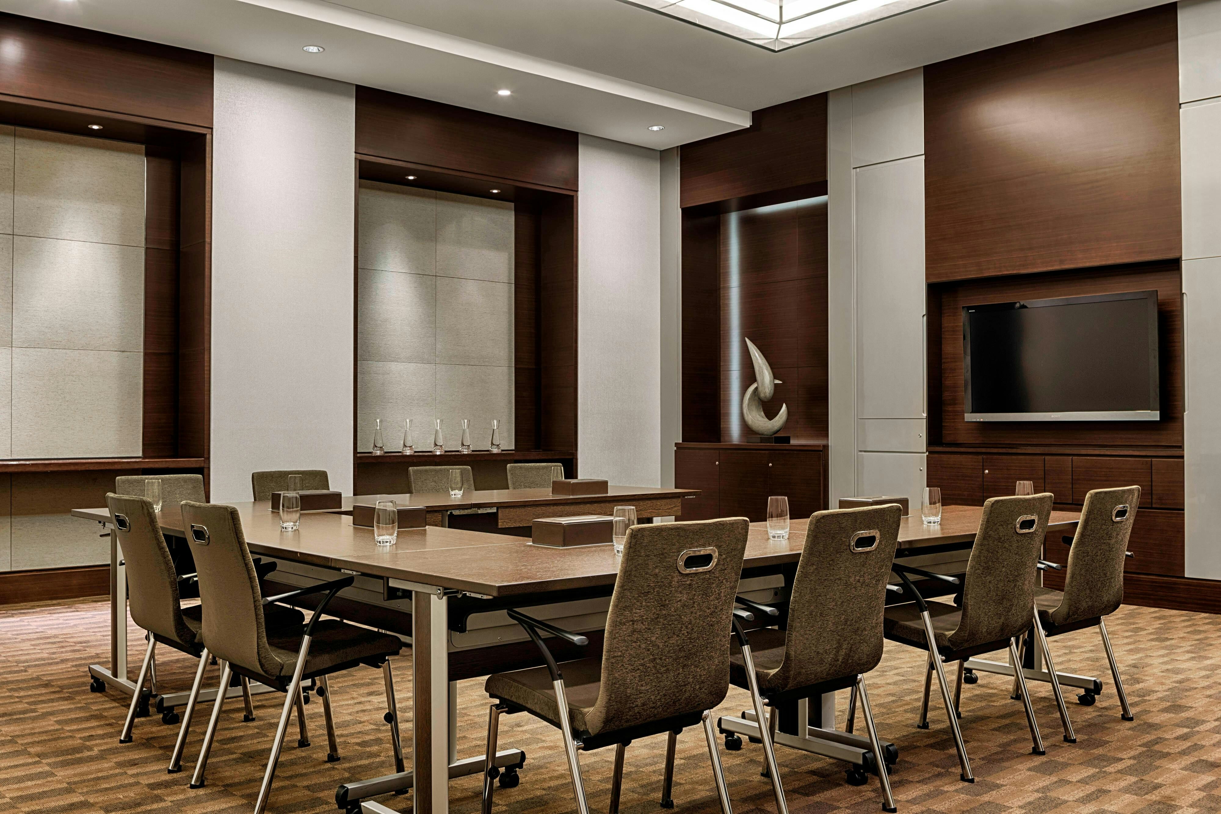 Le Meridien Bahrain City Centre 45/48