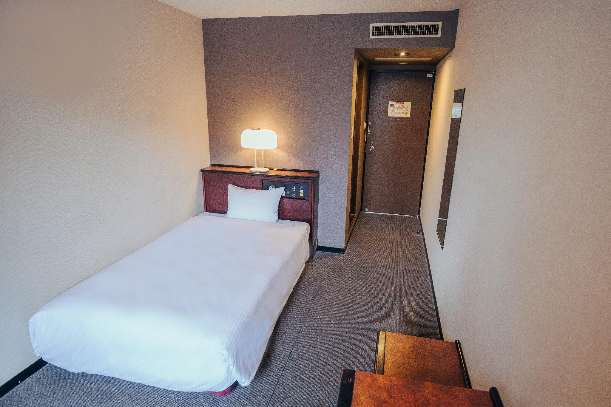 Room, Single