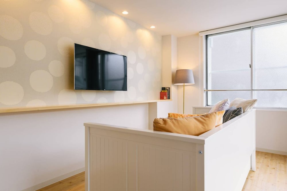 Ten Apartment Hotel 5/50