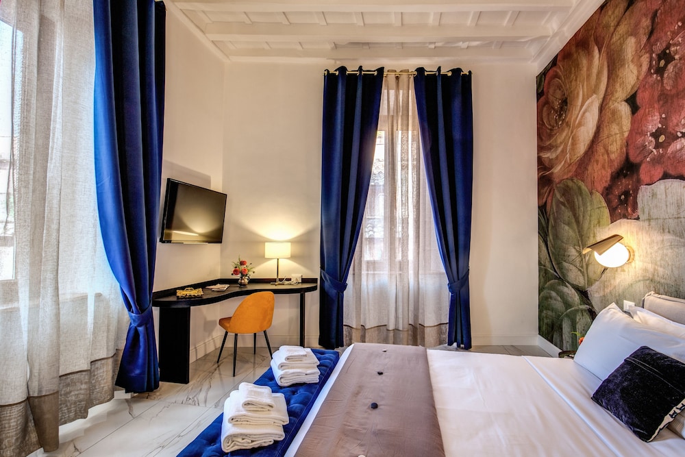 Little Queen Pantheon Residence 10/50