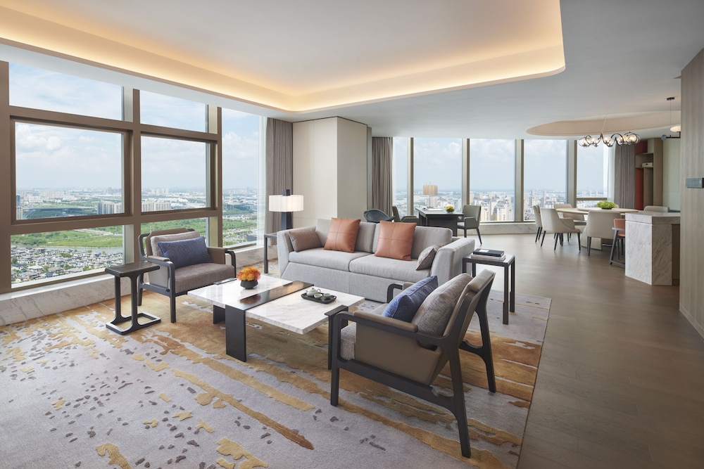 Hyatt Regency Changshu Kuncheng Lake 25/50