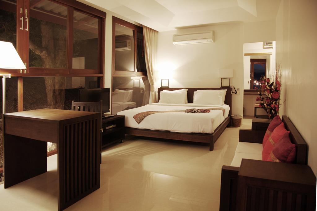 Lipa Lodge Beach Resort 19/43