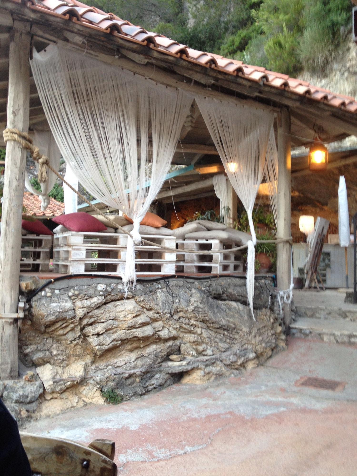 Eco Del Mare Night And Day Beach Club 8/15