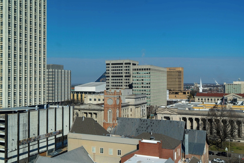 Aloft Memphis Downtown 48/51