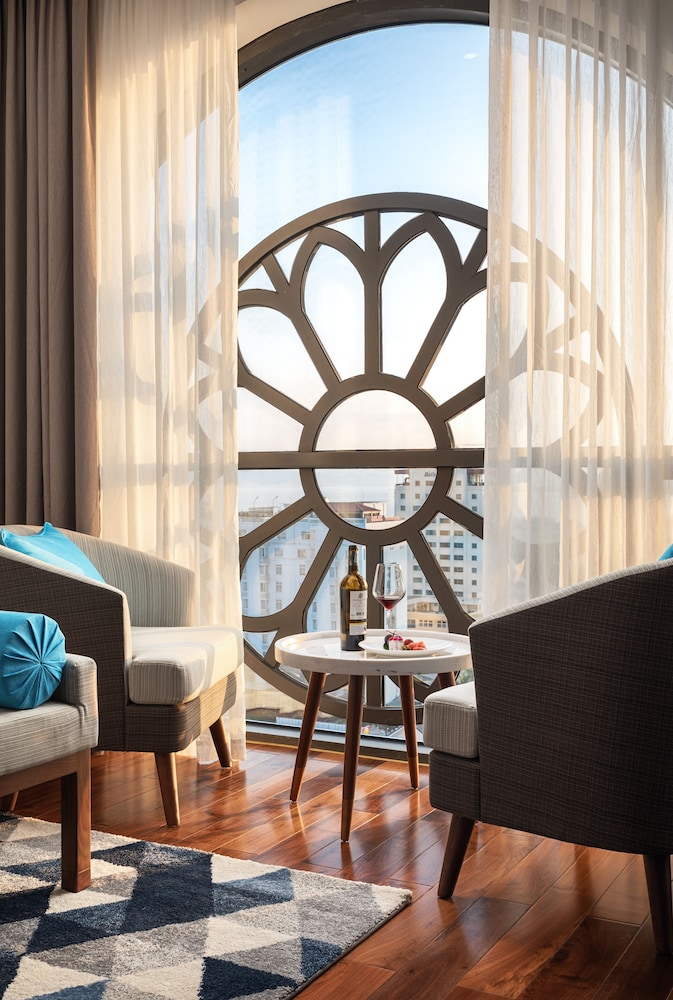 D'Lecia Hotel Ha Long 36/48
