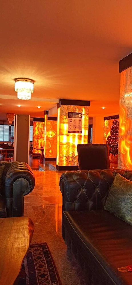 Ak Life Hotel & Suit 5/39