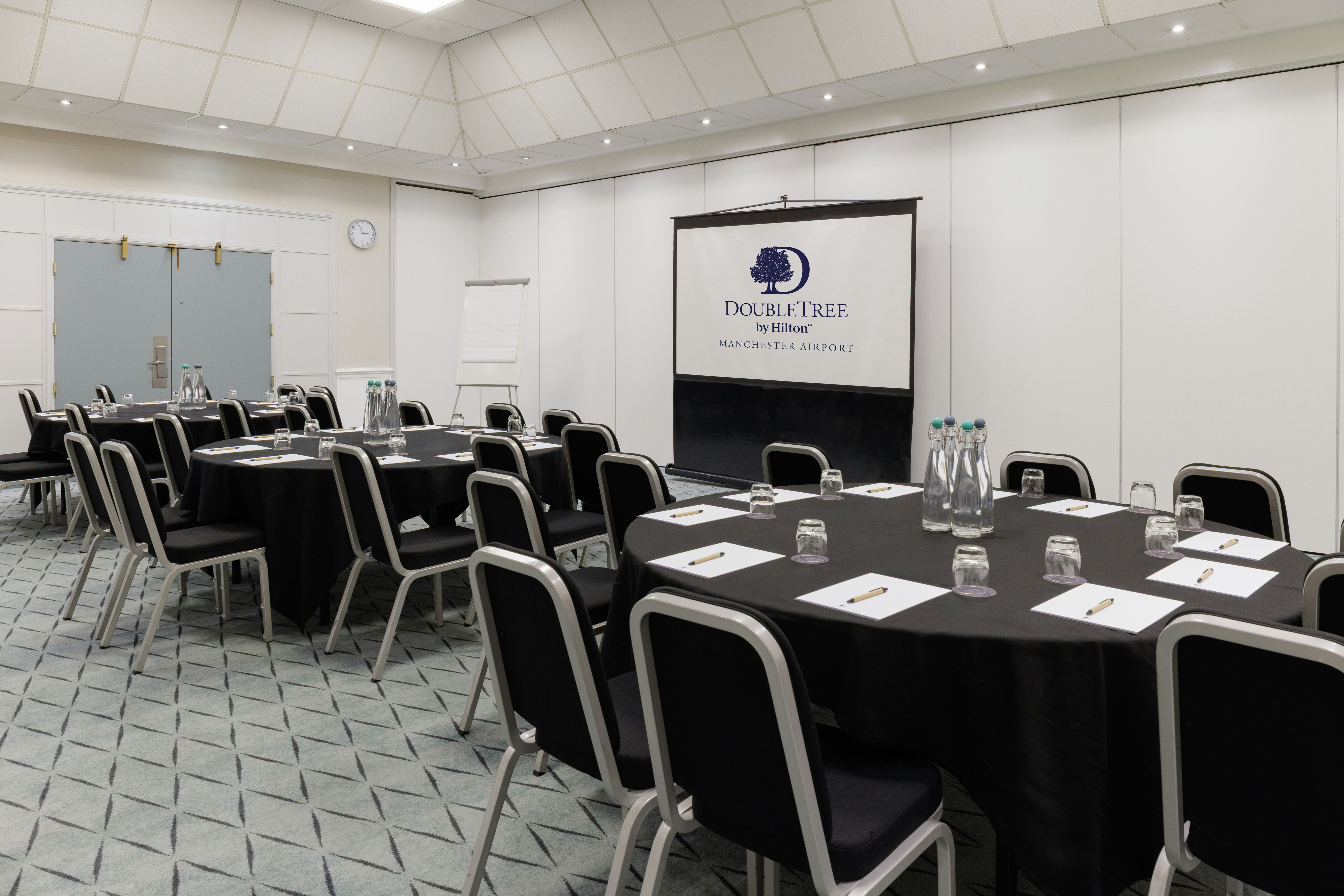 Doubletree by Hilton Manchester Airport 44/62