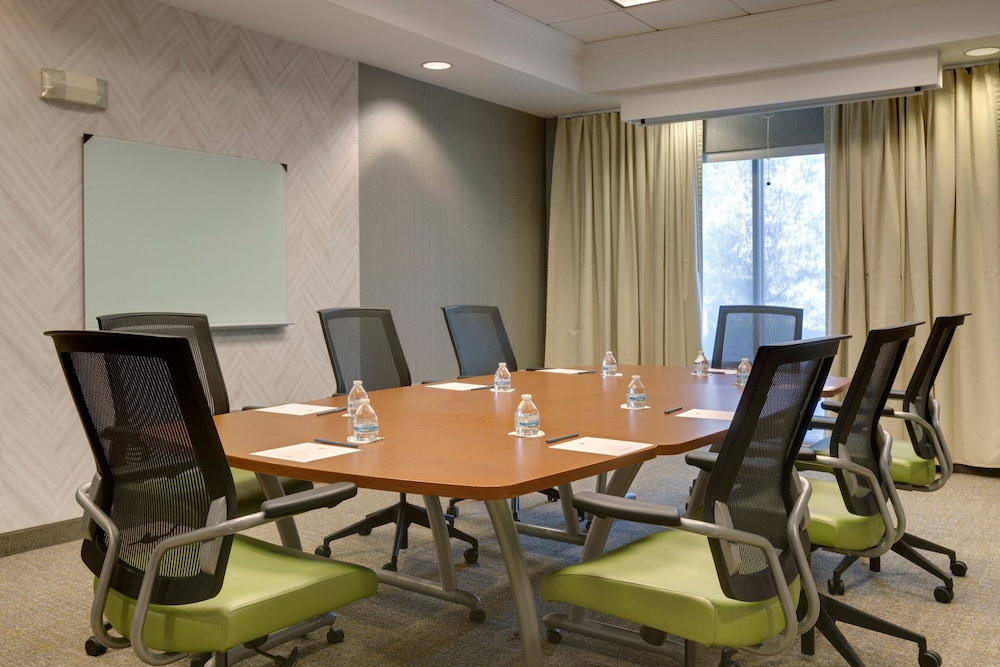 Springhill Suites By Marriott Newark Liberty International 39/45