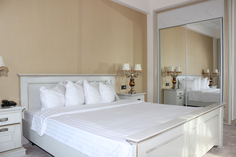 PREMIUM, JUNIOR SUITE, DOUBLE BED