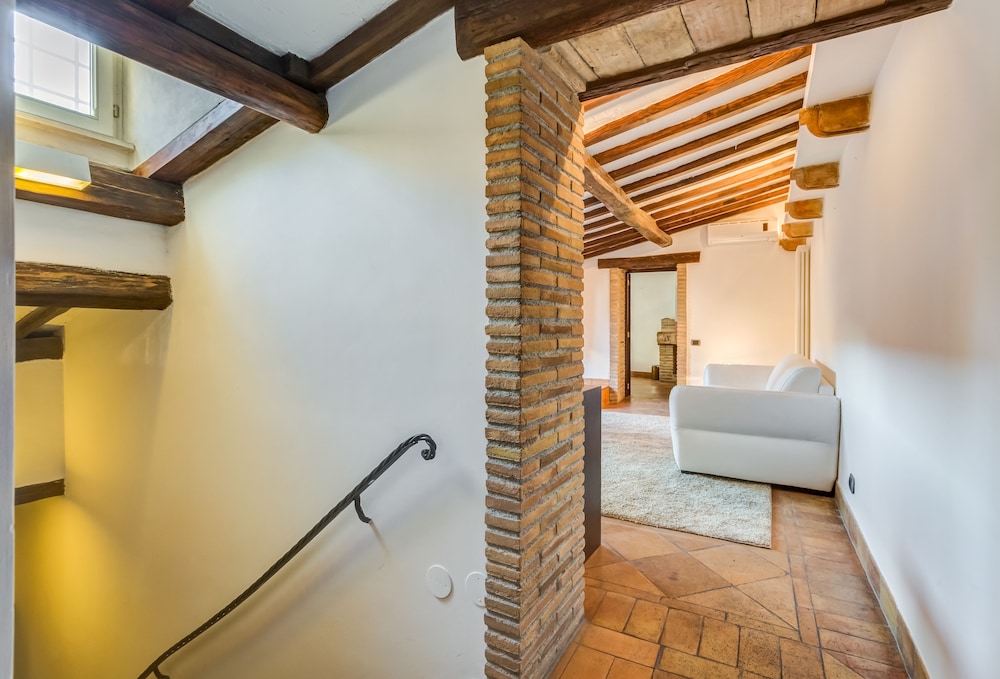 Luxury Trastevere 28/65