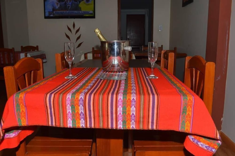 ROYAL INCA HOTEL 52/63