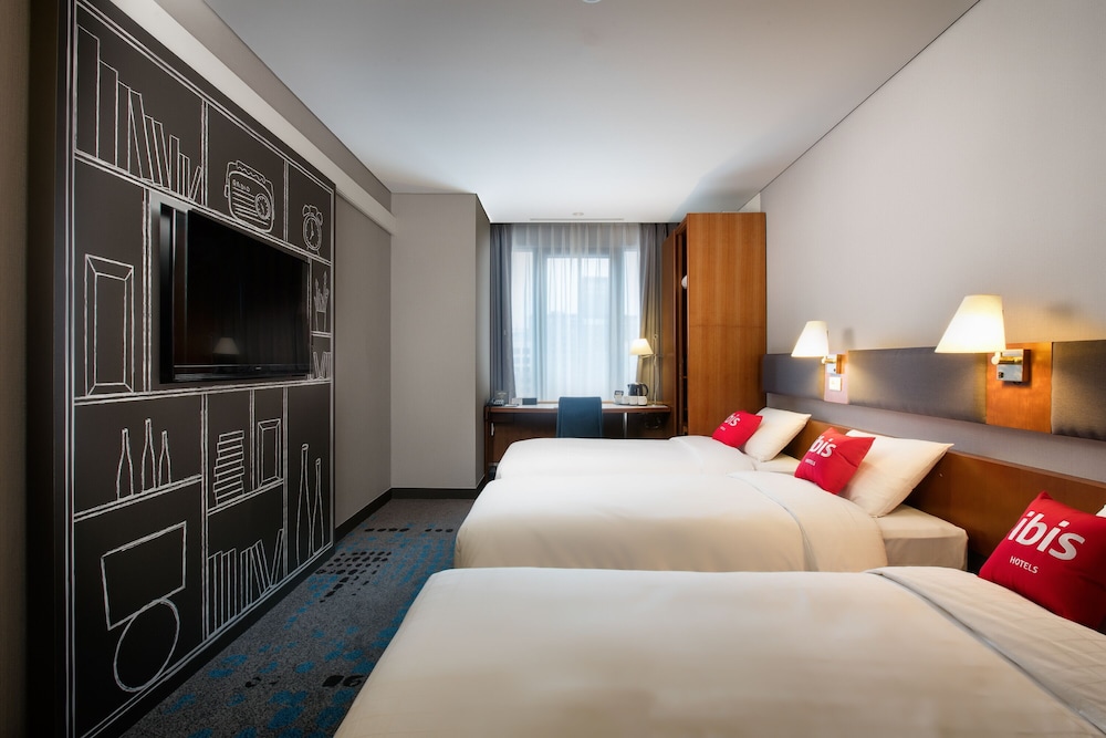 Ibis Ambassador Seoul Myeongdong 8/66
