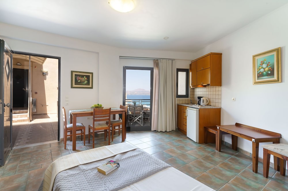 Sun Rise Suites Hotel 24/33