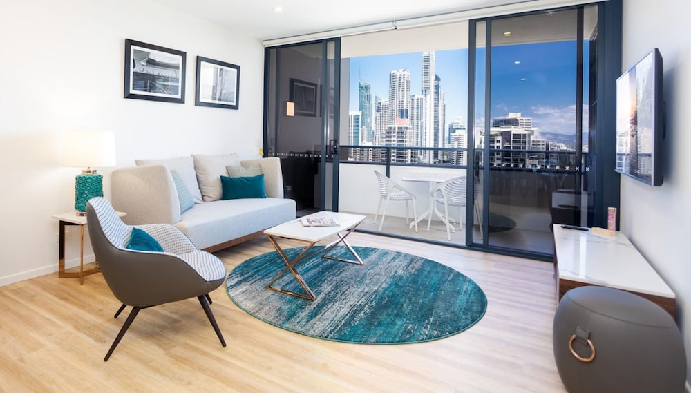 Ruby Gold Coast by CLLIX 31/63