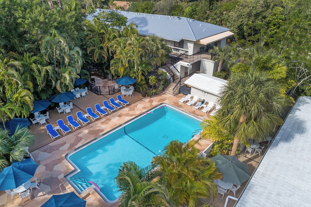 Fairways Inn Of Naples 43/55