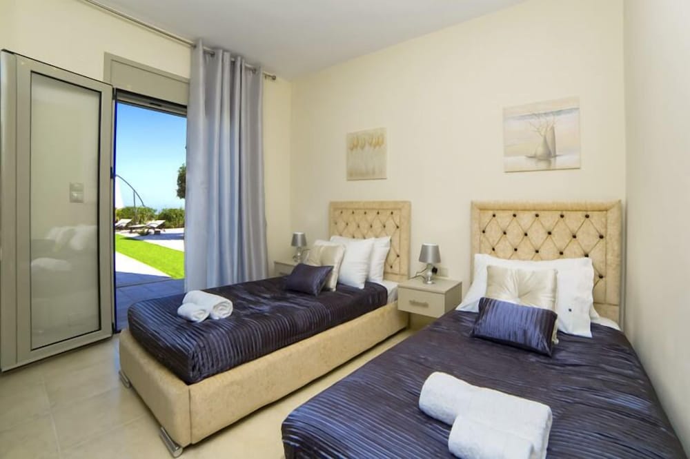 Aroma Villas 8/42