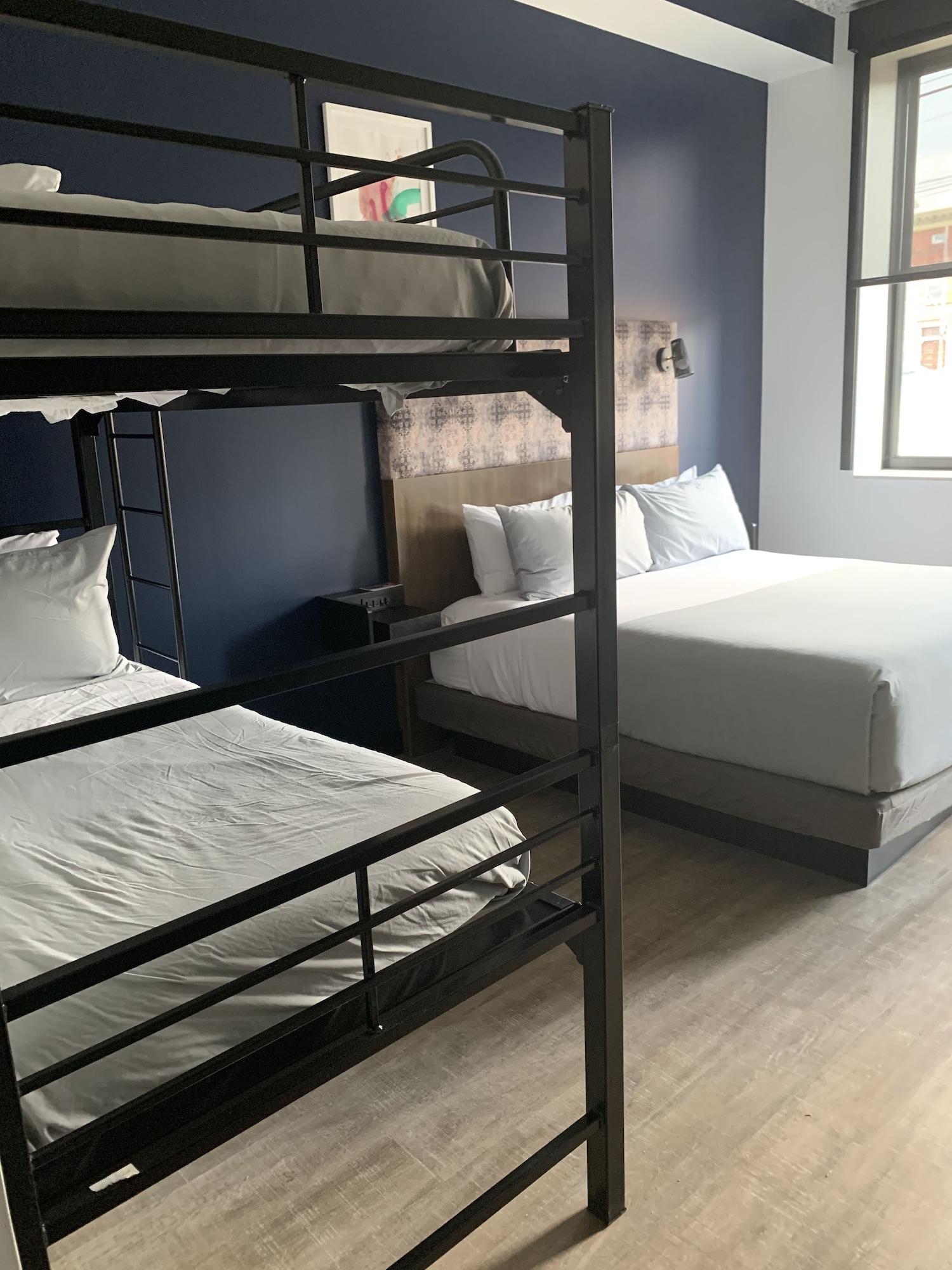 Family, Multiple Beds