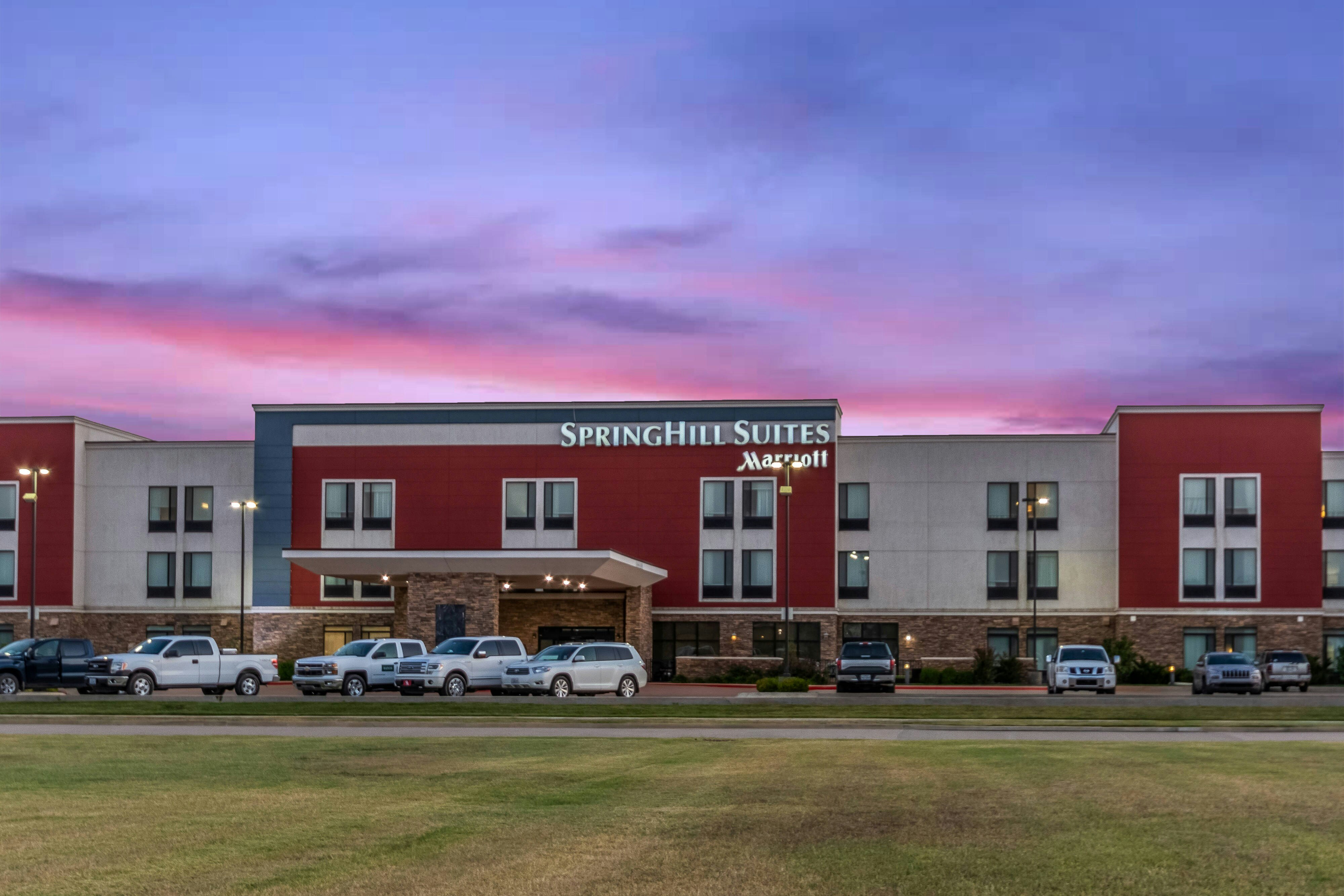 SpringHill Suites by Marriott Enid 2/37