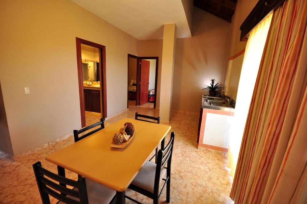 Bavaro Punta Cana Hotel Flamboyan 32/35