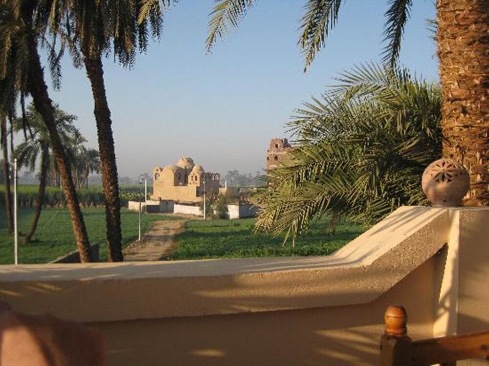 El Nakhil Hotel 44/50