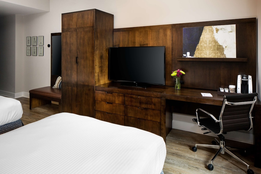 Watt Hotel Rahway, Tapestry Collection by Hilton 66/69
