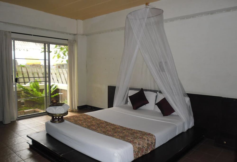 Baan Pim Guesthouse 10/23