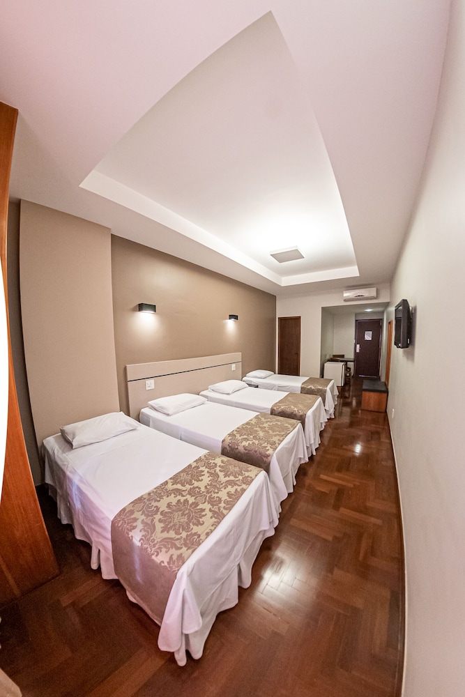 SERRANO RESIDENCIAL HOTEL 24/54