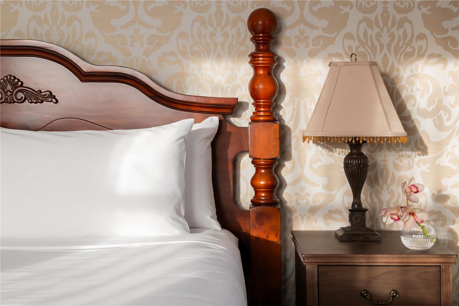 Study, King Bed