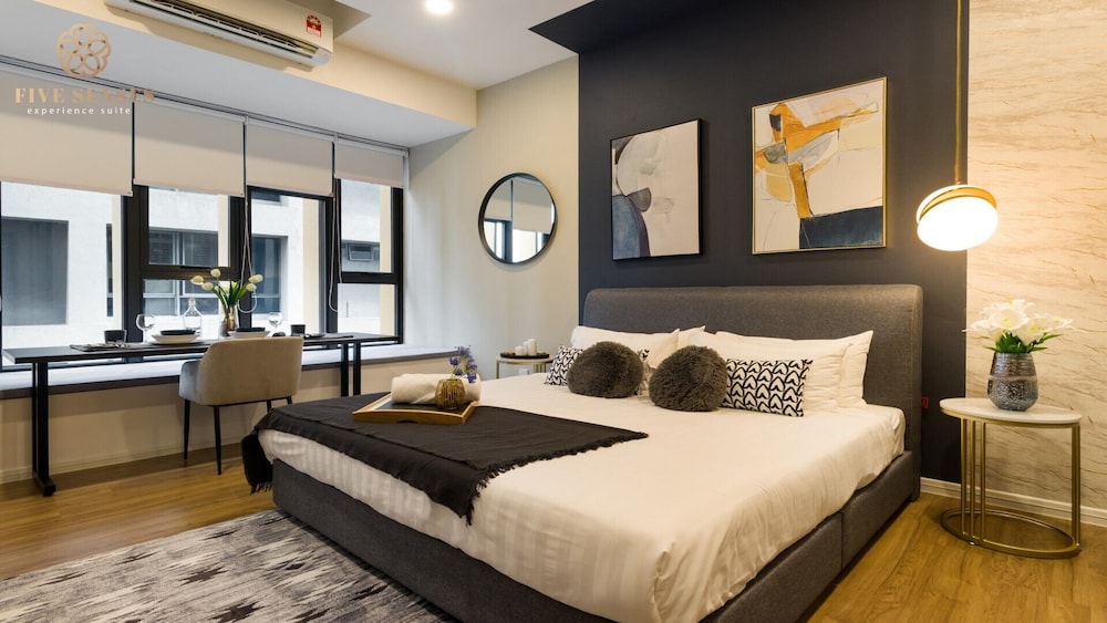 Ceylonz Suites by Five Senses 7/50