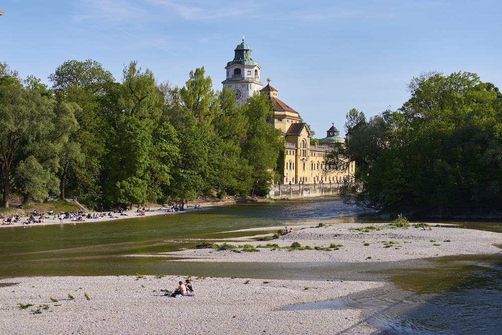 Hotel Concorde Munchen 42/49
