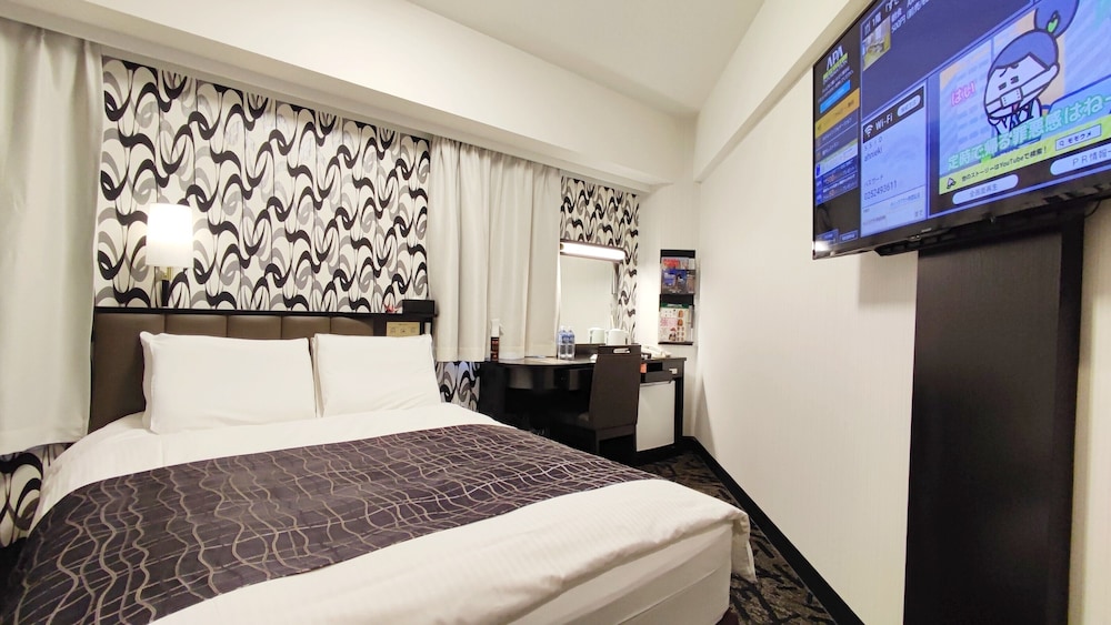 ROOM, DOUBLE BED