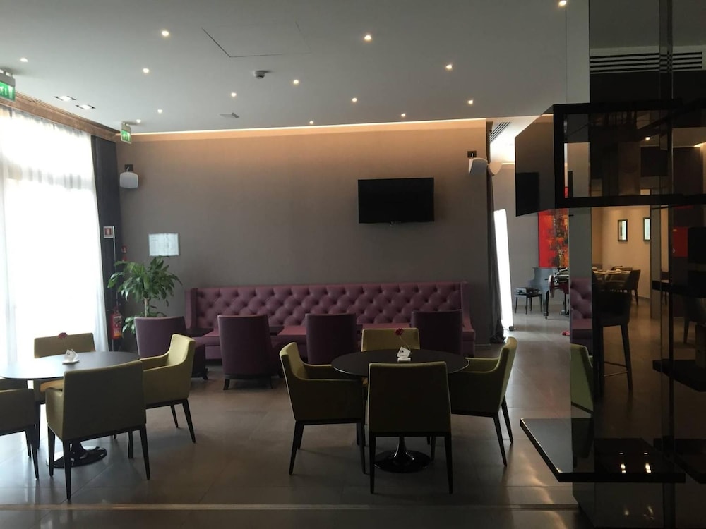 Link124 Hotel 49/65