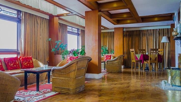 Hotel Shangri-La Regency 30/42