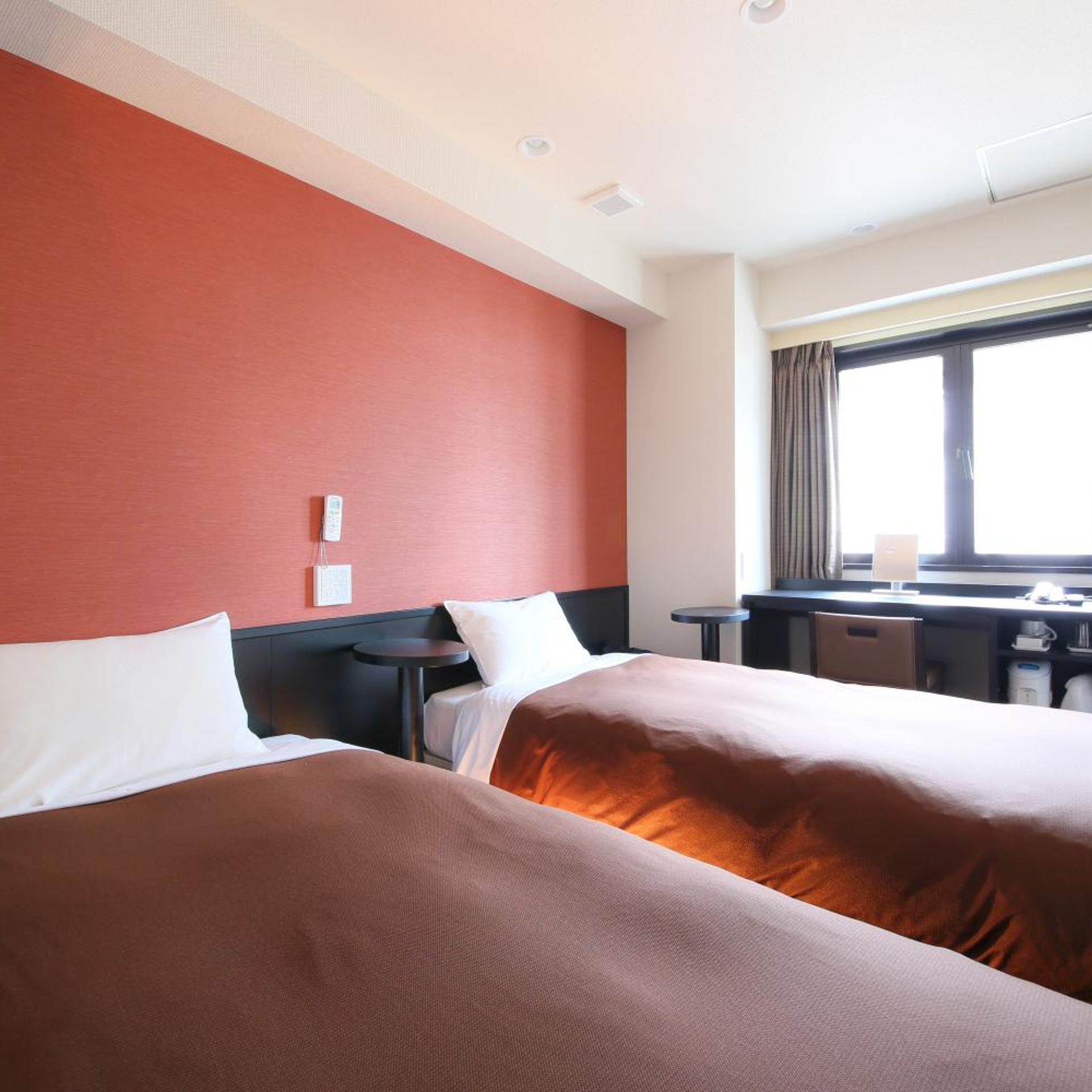 Room, Single Bed