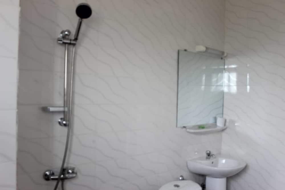Hôtel Eucalyptus Anan 27/28