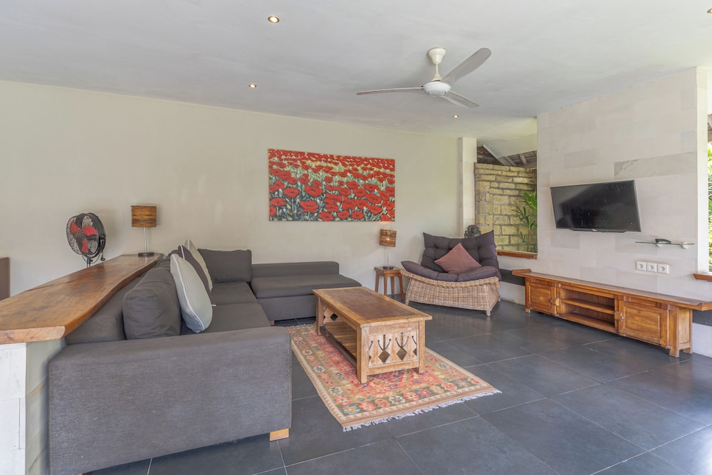 Anyar Estate 22/50