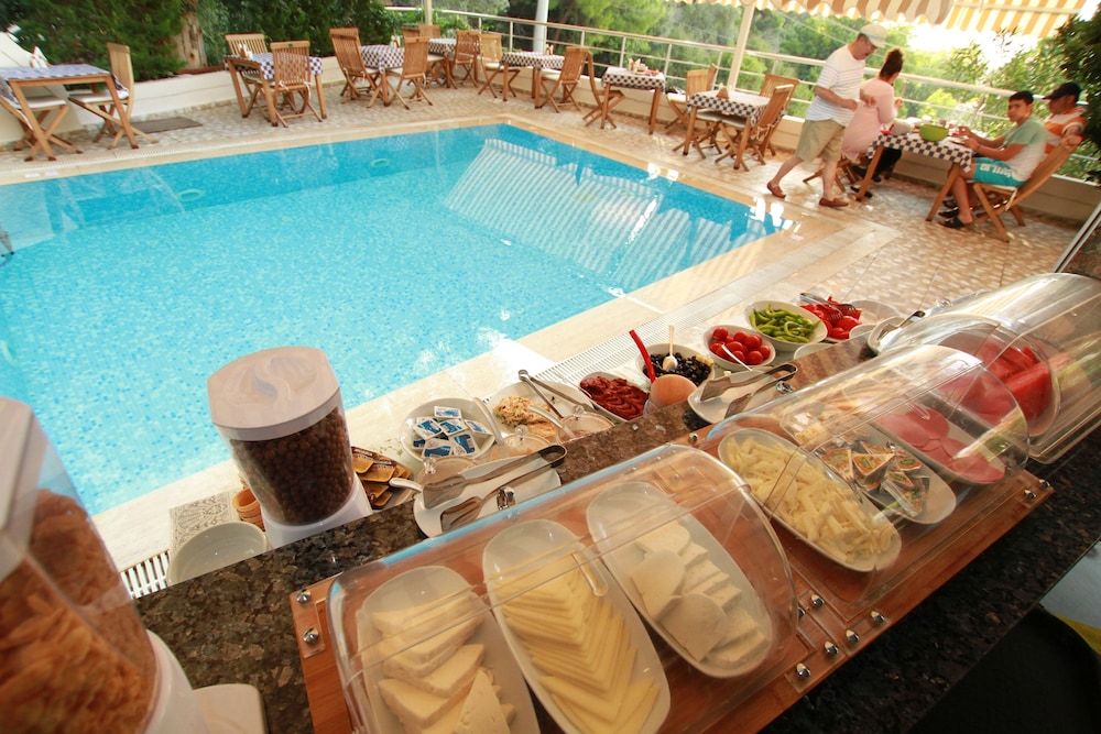 Eden Pyara Hotel Turunc 8/106