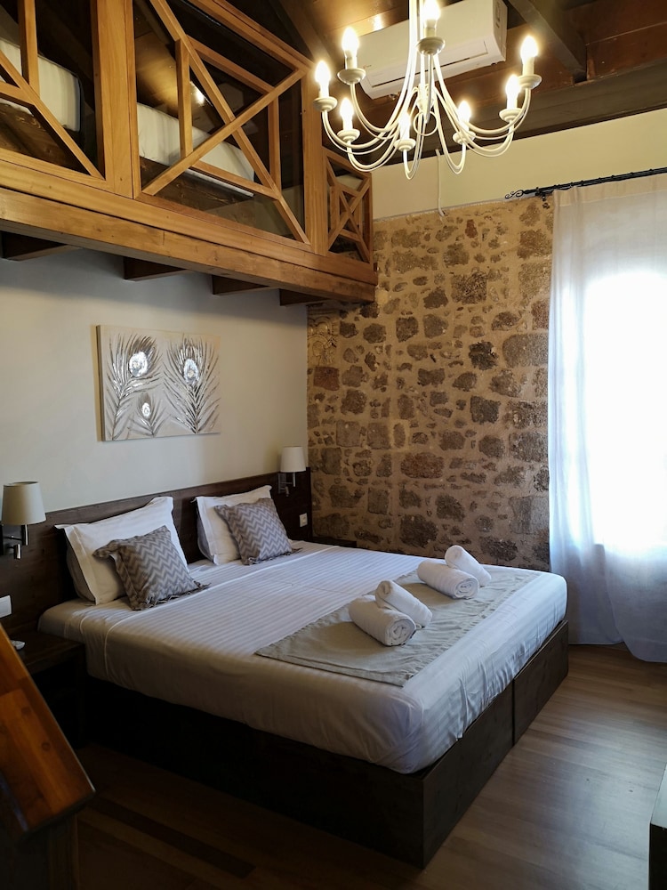 D'Argento Boutique Rooms 24/63