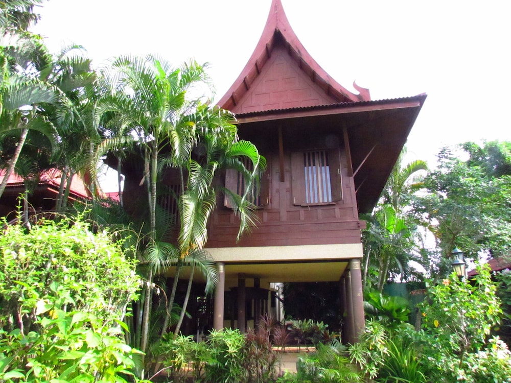 Ban Kaew Villas 4/50