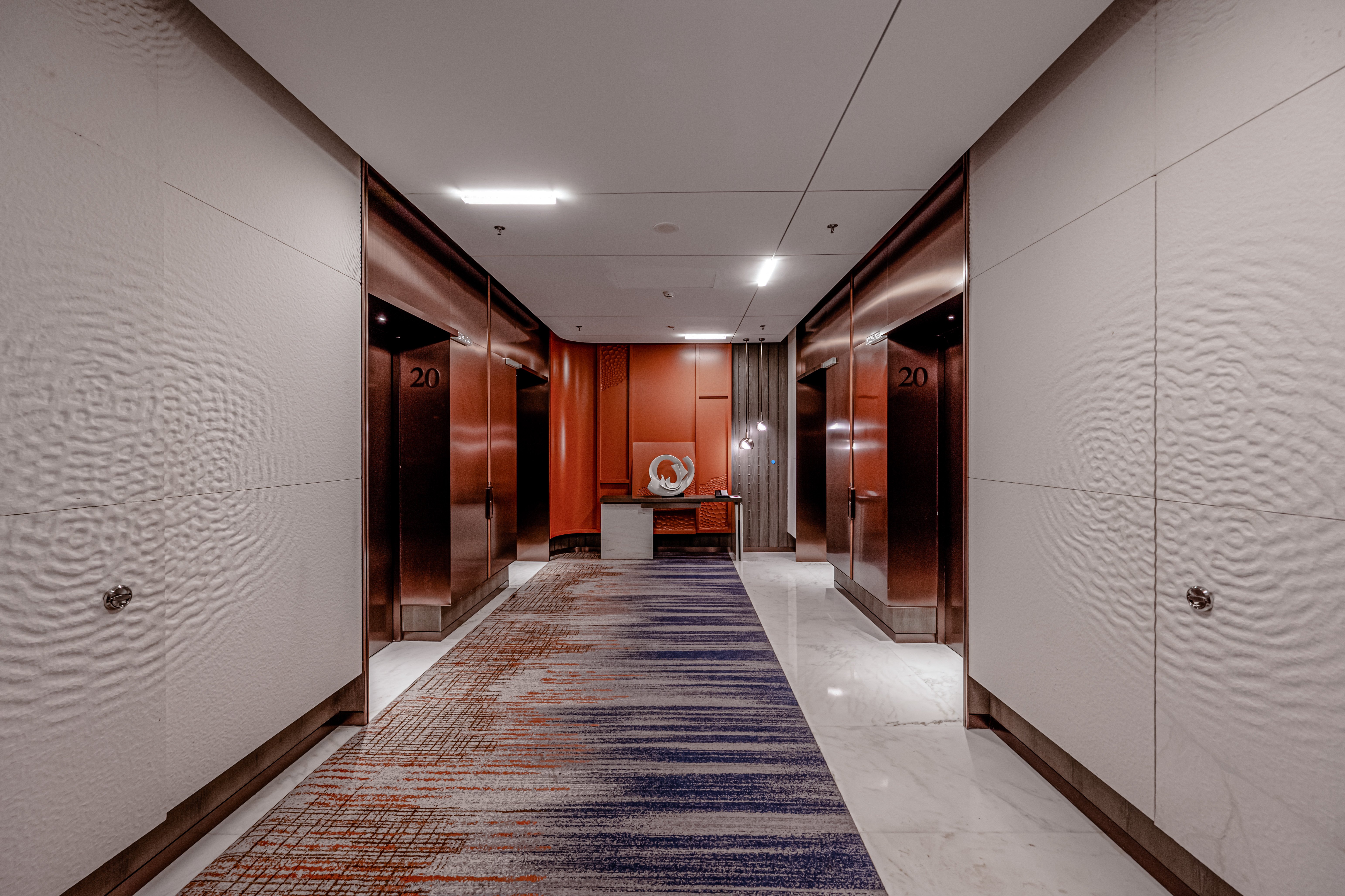 Crowne Plaza Qingdao Jinshui 16/84