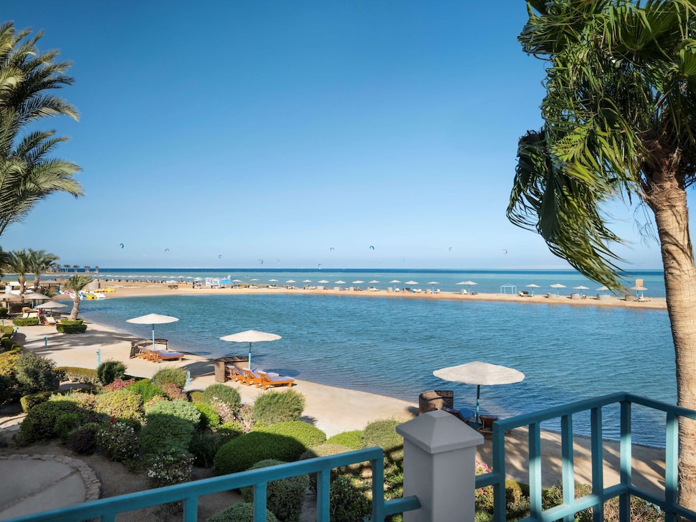 Movenpick Resort & Spa El Gouna 72/74
