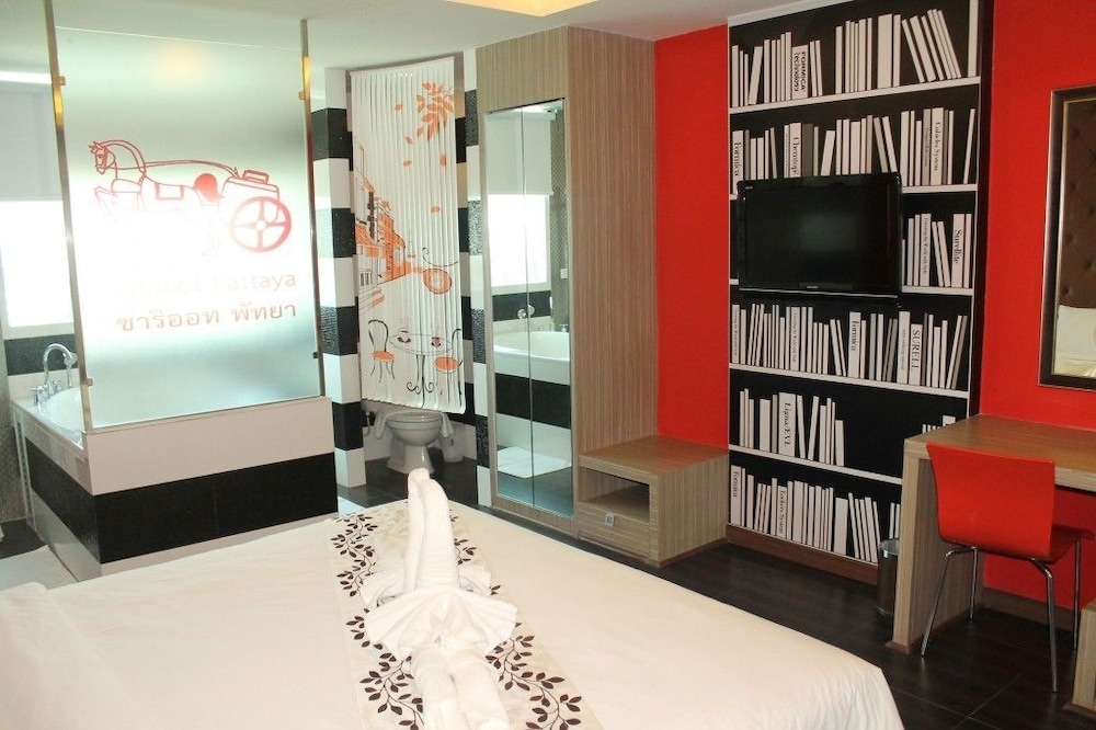 Chariot Pattaya Residence 35/37