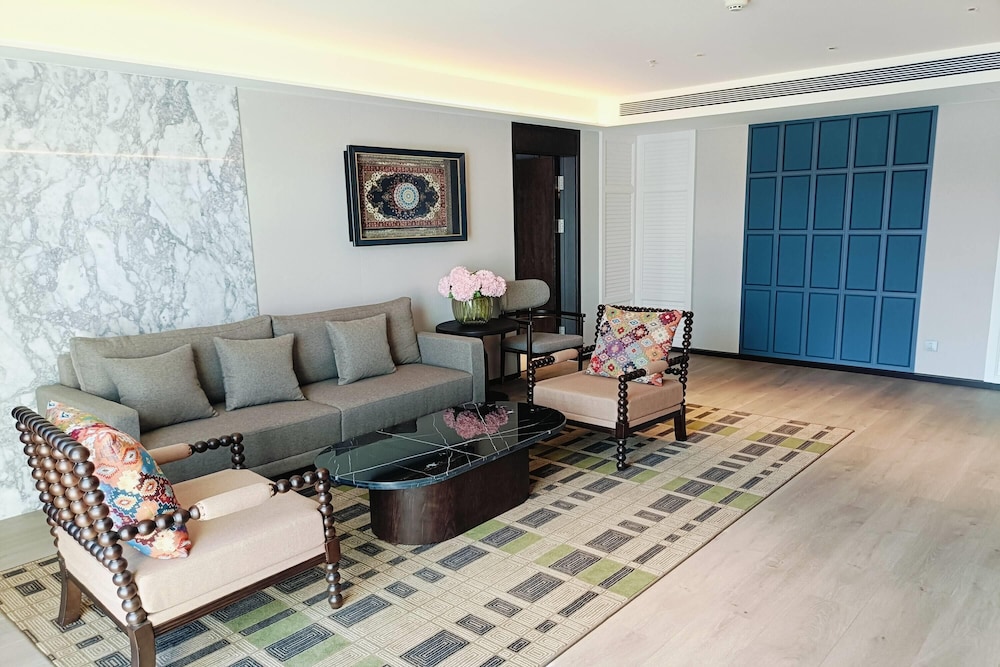 Days Hotel by Wyndham Urumqi Pingchuan Road 28/36